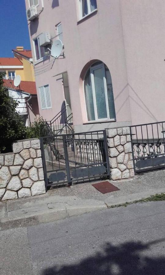 Apartment Jela Selce Luaran gambar